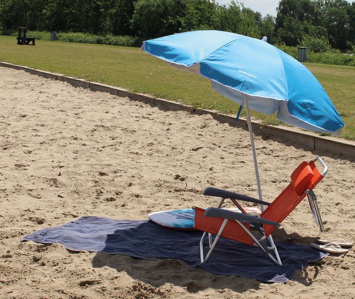 Hochwertiger Sonnenschirm Soleil Ø 180 cm Azurblau, UV Schutz 50+